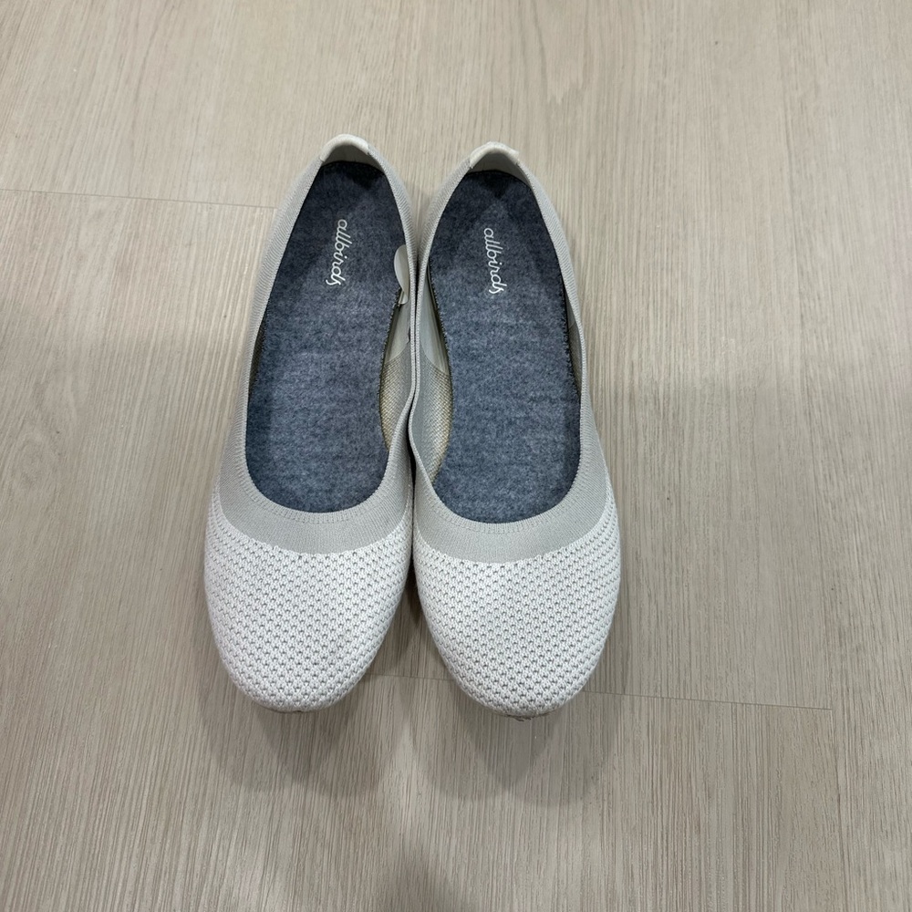 Allbirds Women's cream Flats 10W